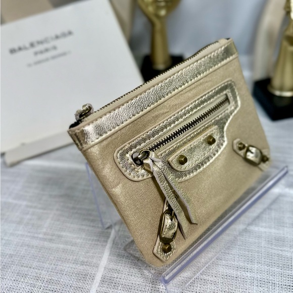 NEW! Balenciaga Parfums Ivory Gold Pouchette - Picture 6 of 12
